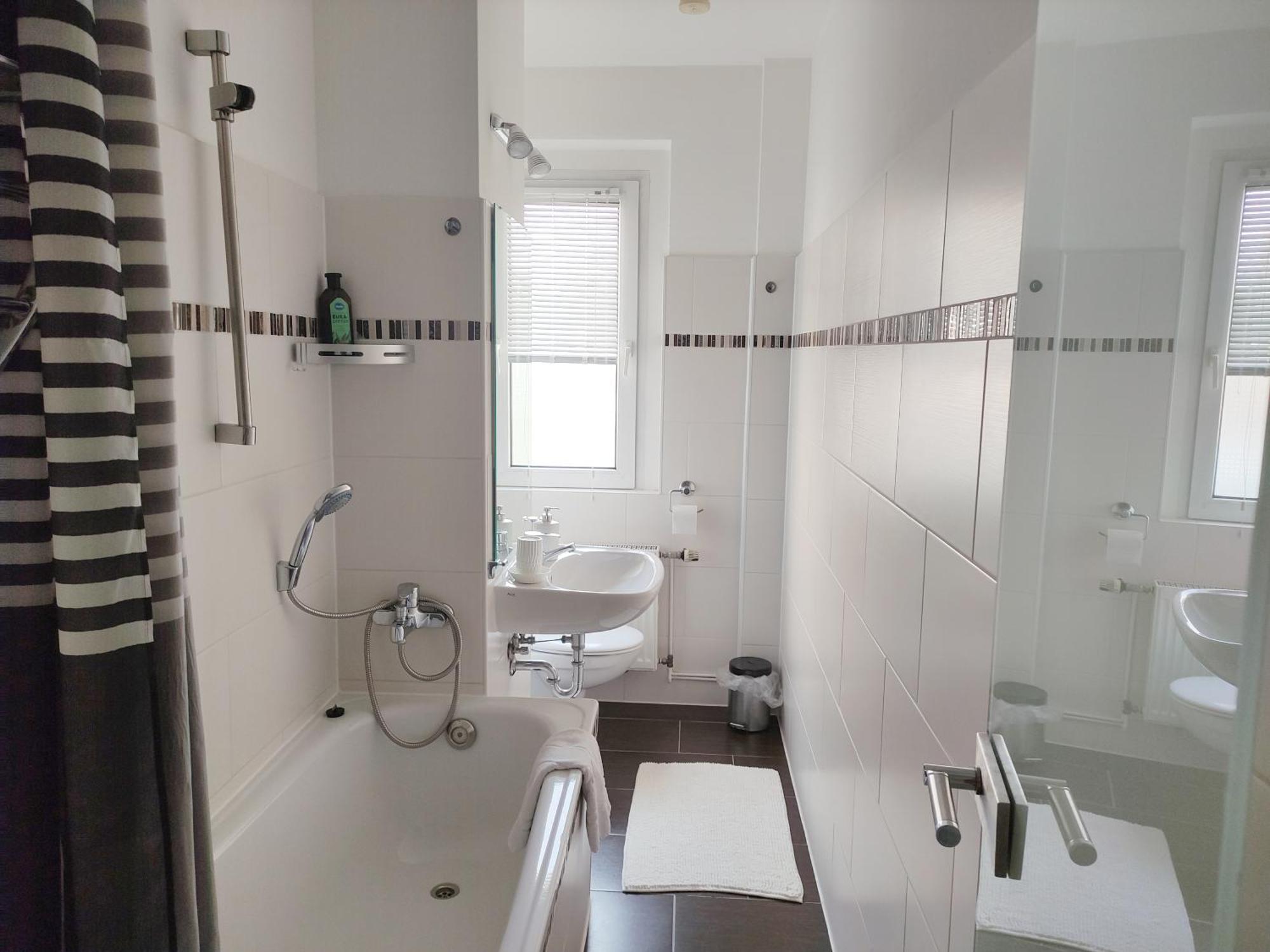 Apartment L - Comfort ไลป์ซิก ภายนอก รูปภาพ