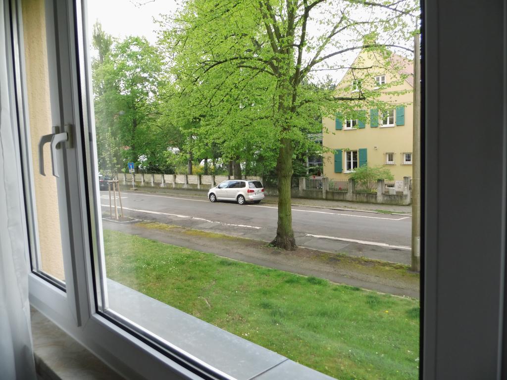 Apartment L - Comfort ไลป์ซิก ภายนอก รูปภาพ